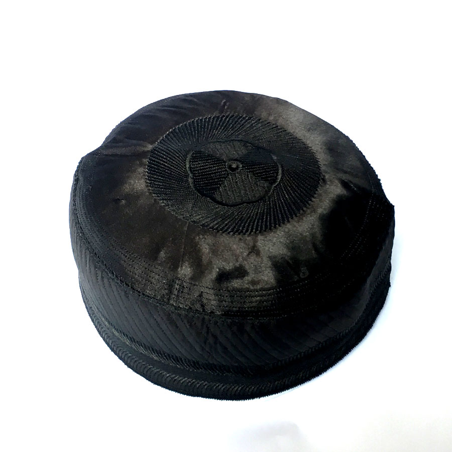 Black Cloth Contrasting Bokies Prayer Cap / Namaz Topi